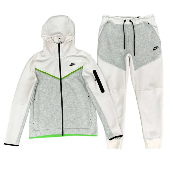 Conjunto NIKE TECH Fleece “Blanco Gris” Algodón Real
