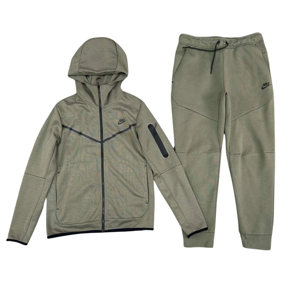 Conjunto NIKE TECH FLEECE “Verde” Algodón Real