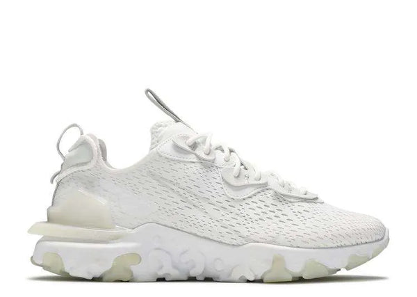REACT VISION ‘TRIPLE WHITE’